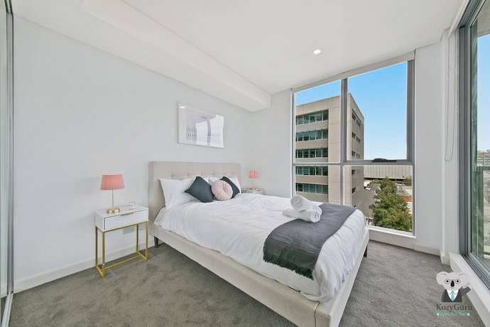 Mascot Spacious Brand New 2Bed +Parking NMA260-6