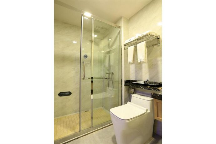 Chonpines Hotel Guangzhou Yongtai Metro Station