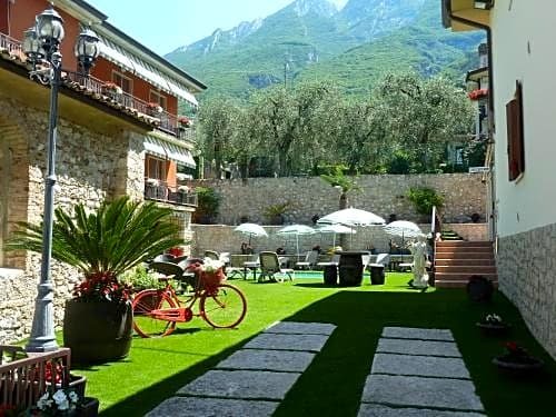 Albergo Casa Este