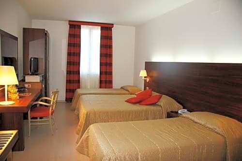 Delfina Palace Hotel