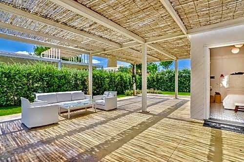 Beach Club 93
