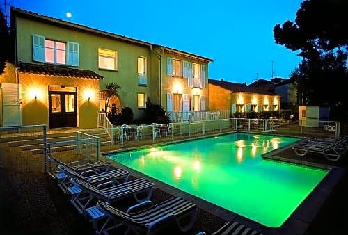 Hotel Lou Paouvadou