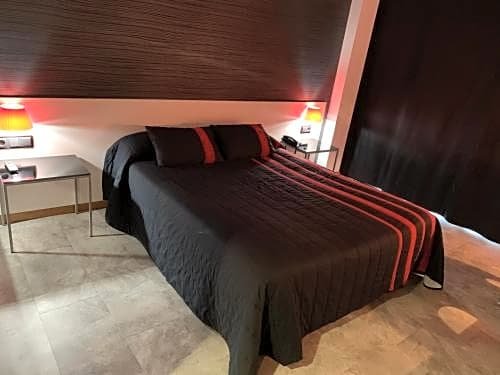 La Suite Hotel