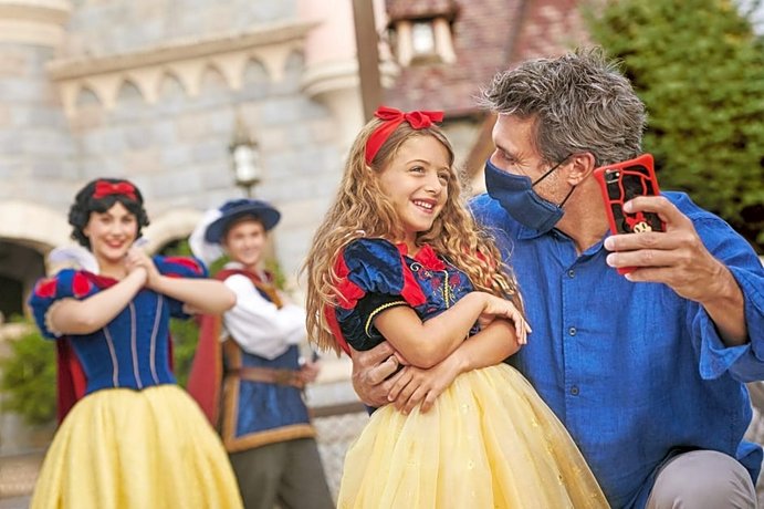 Disney's Hotel Santa Fe r