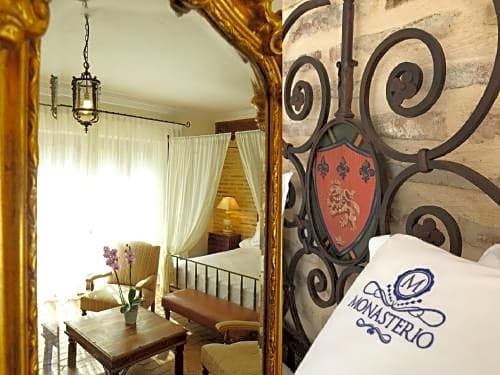 Hotel Monasterio de San Martin