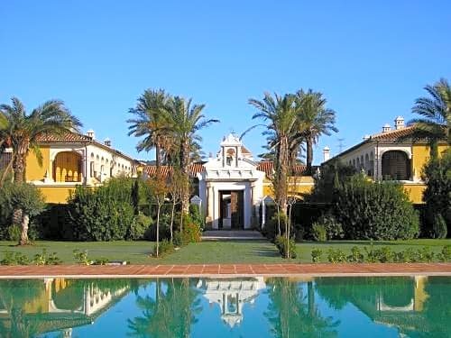 Hotel Monasterio de San Martin