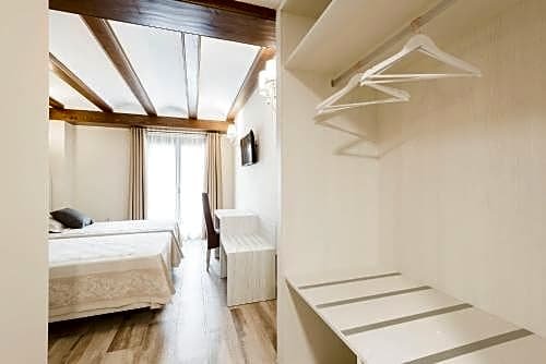 Hotel Atiana