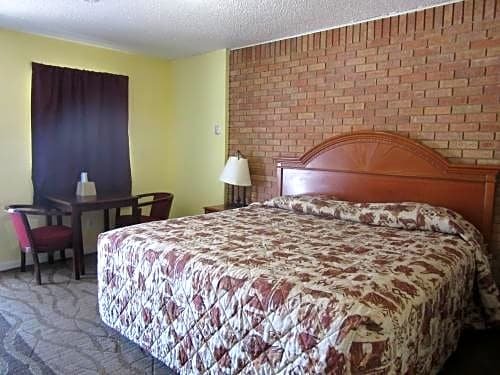 Relax Inn Tyler