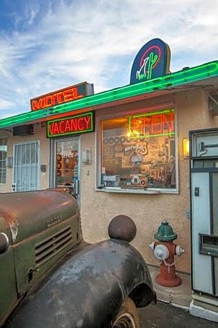 Route 66 Motel