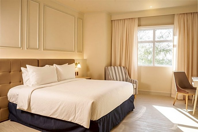 The Monarch Hotel Calasiao