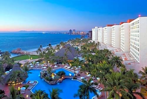 The Club at Sheraton Buganvilias