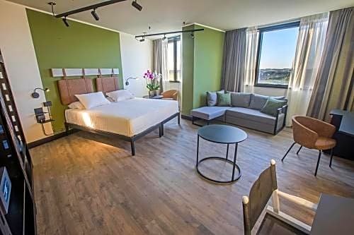 Movie Movie Hotel