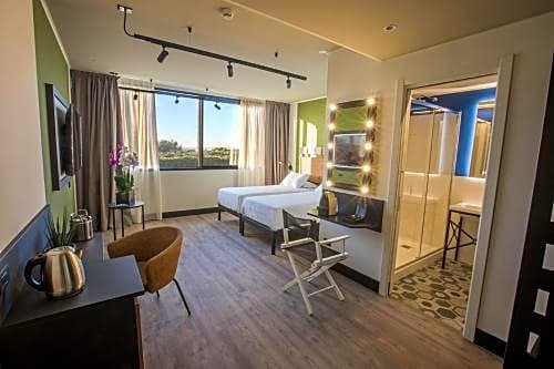 Movie Movie Hotel