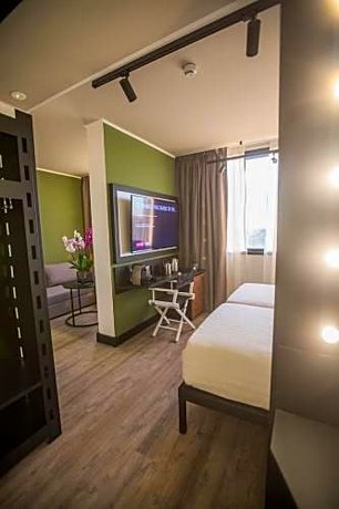 Movie Movie Hotel