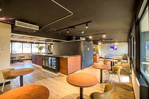 Movie Movie Hotel