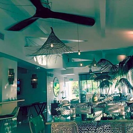 Hotel La Piscine Le Lavandou