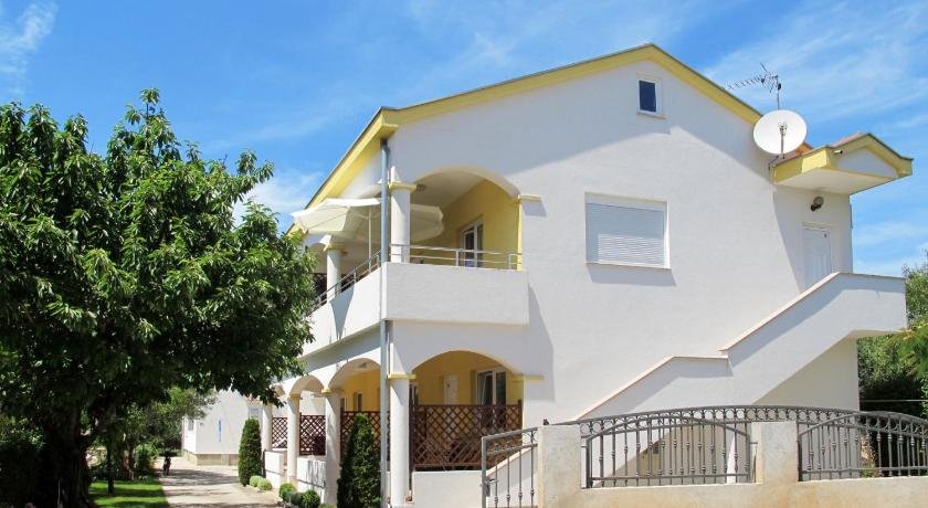 Apartment Tino ZAD511