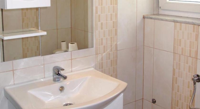 Holiday Home Danijel ZAD570
