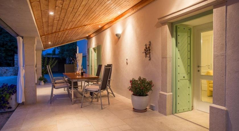 Stone Villa Levanda With Private Pool