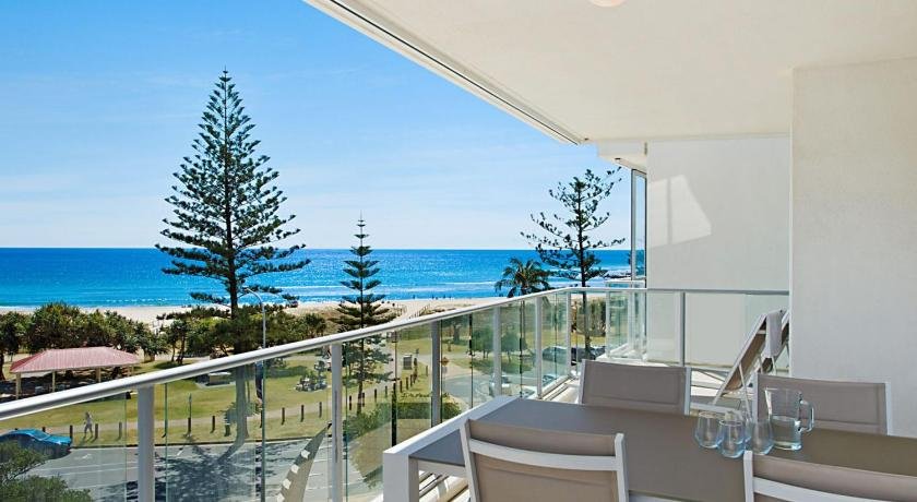 Reflections tower 2 Unit 401 - Beachfront views and in a great location