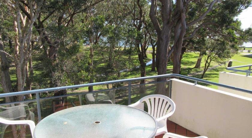 13' Mistral Court' 17 Mistral Close - Walk Across To Little Beach