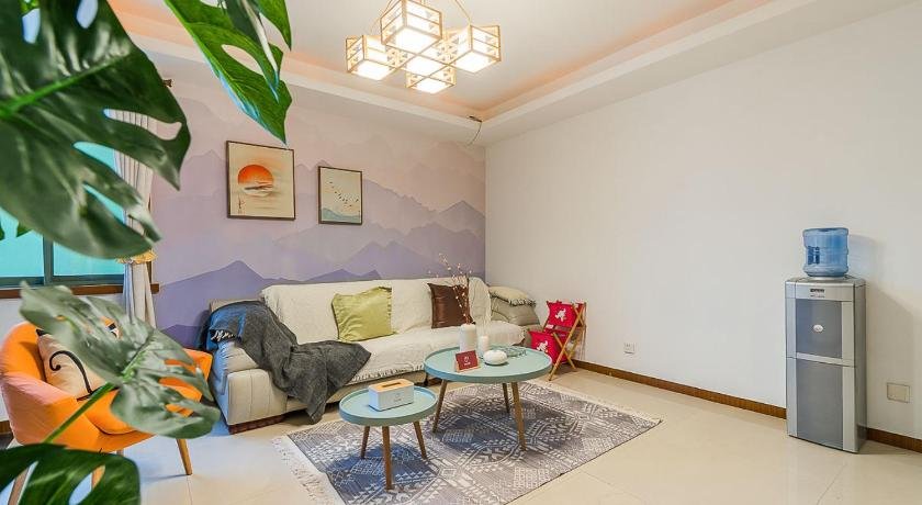 Xi'an Weiyang Longshouyuan Subway Station Locals Apartment 00141540