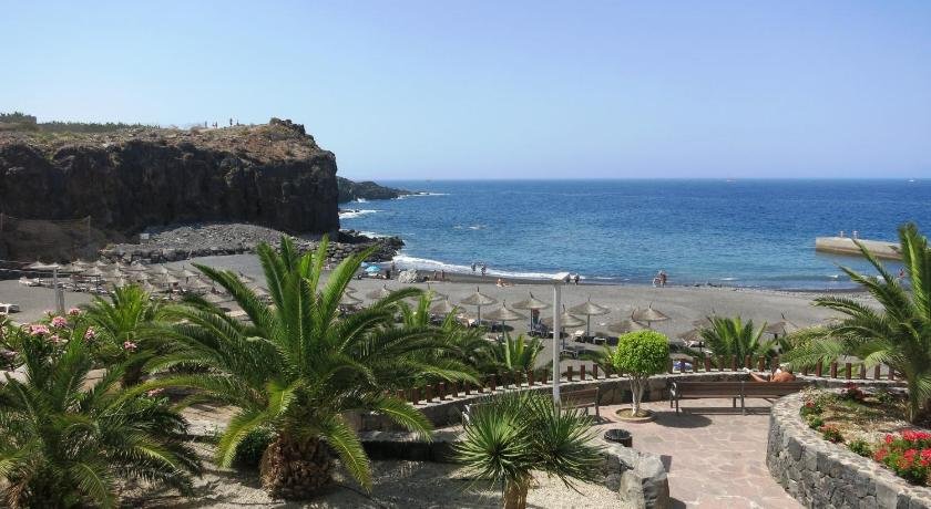 100 Meters From The Ocean