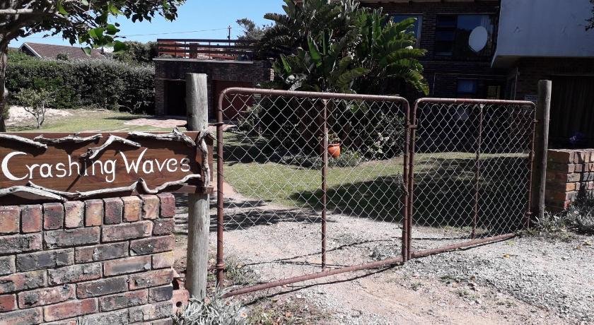 Crashing Waves Self Catering Unit