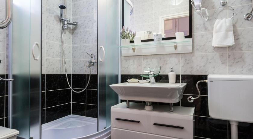 Bagi apartment in old town center