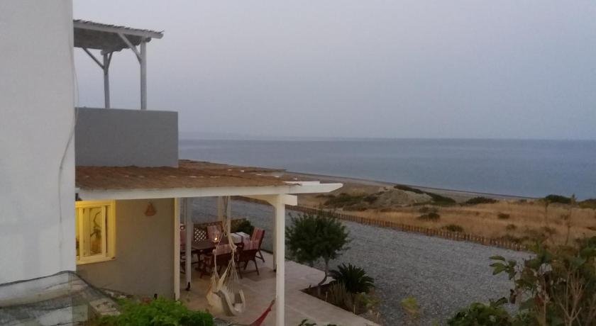 Sea House Lahania