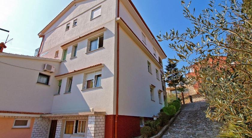 Apartments Marija 841