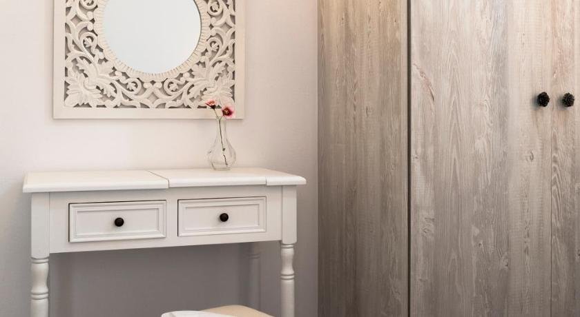 EvaEle Luxury Apartments