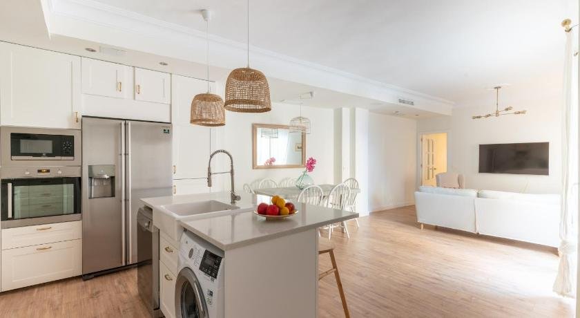Unique Homes Las Setas Plaza De San Pedro 6 Pax