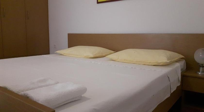 Apartments Kekica