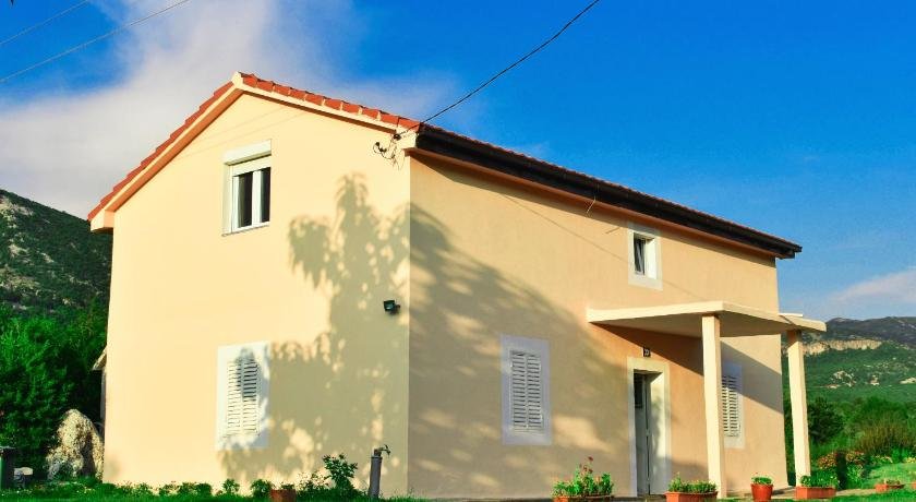 My house Aleksa