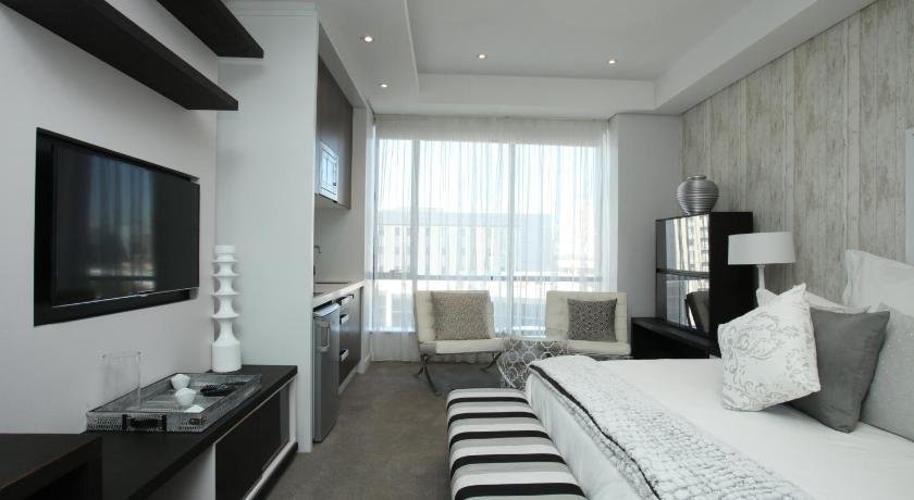 Luxury @ Sandton Skye