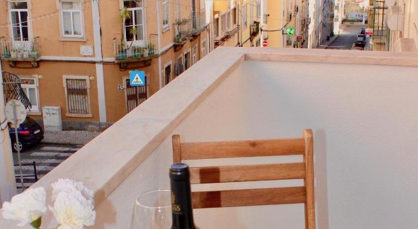 River View Balcony - Historic Center