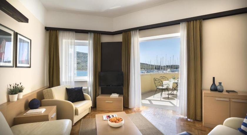 Apartment ACI Marina CRES