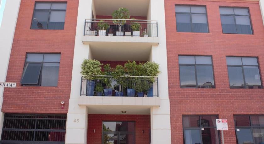 Parklane Apartments