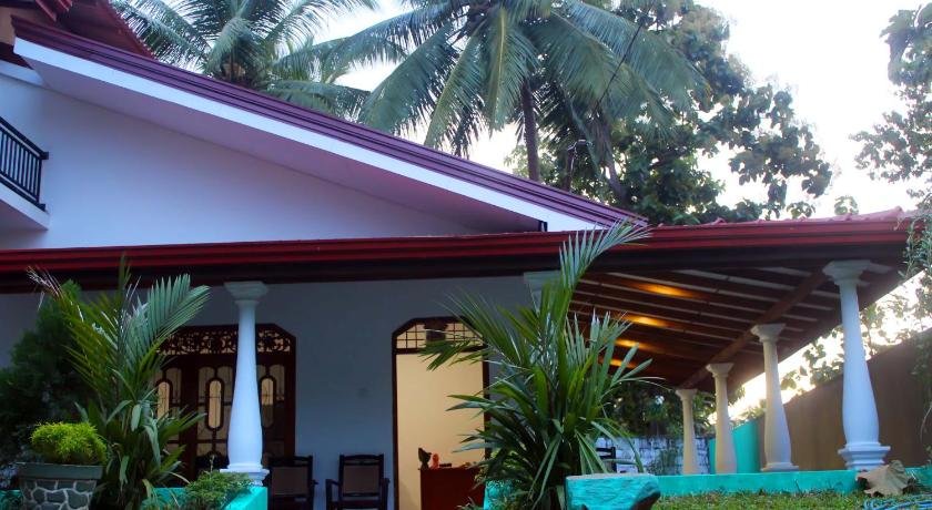 Dinesh Safari Resort