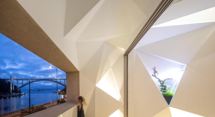 LeBlanche by SOULSHARING PORTO