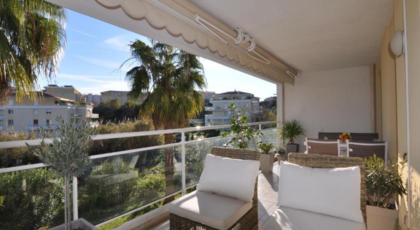 Elegant one-bedroom apartment with swimming pool - StayInAntibes - Le Vallon