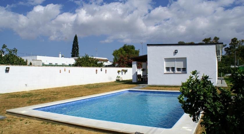 Chalet con piscina para 6 personas