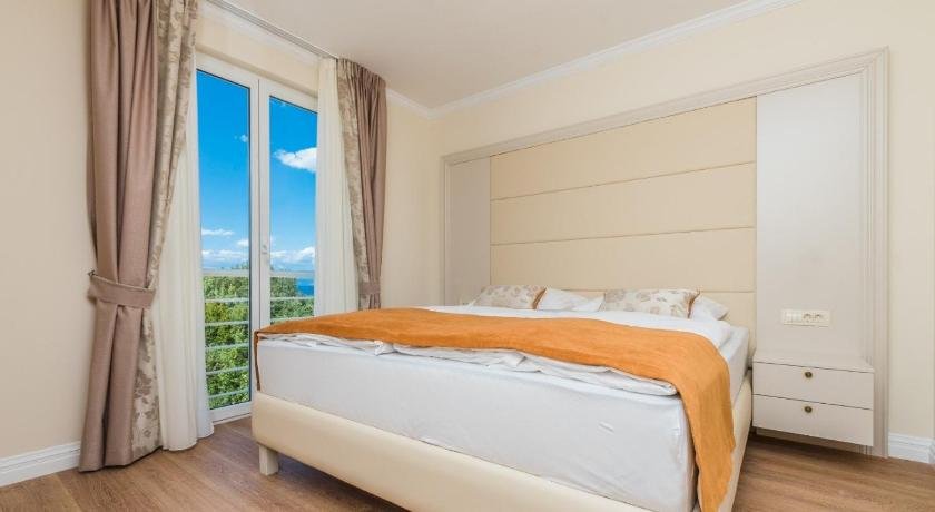 Luxury Apartments Villa Tunera