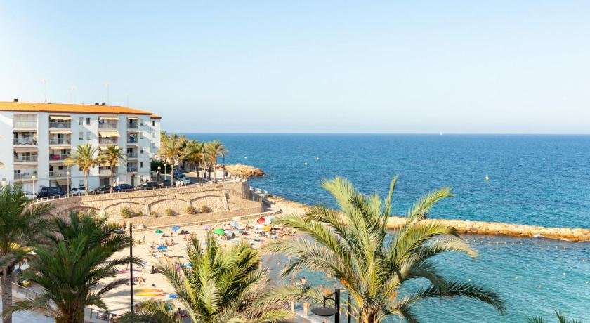 La Cala Beach Deluxe Apartments