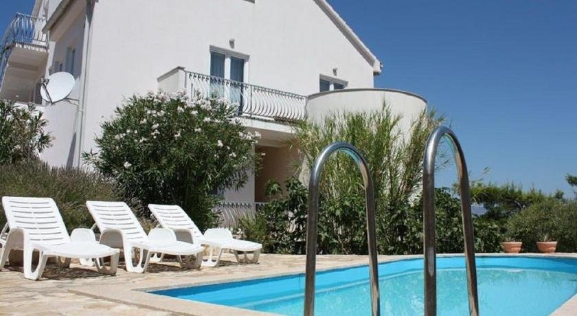 Apartments Niko - with pool