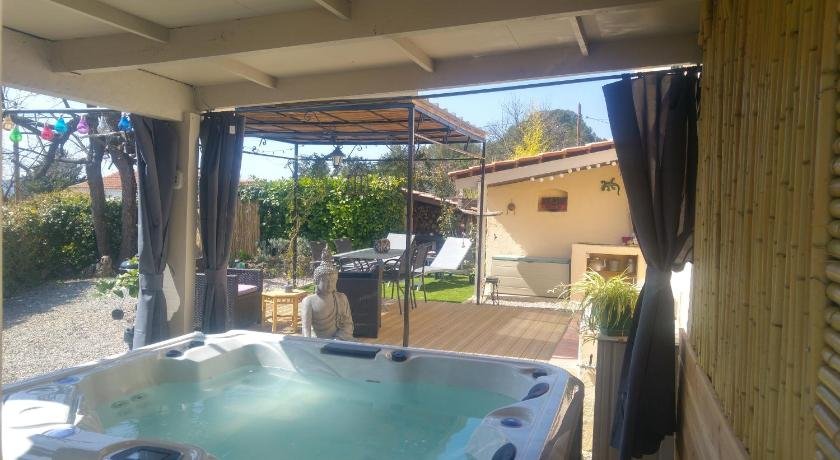 Gite Lapaz/Jacuzzi Prive/Piscine