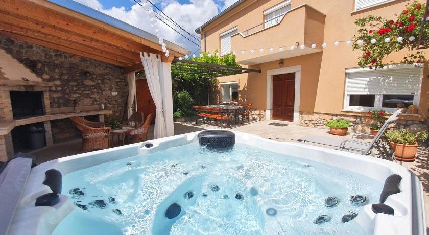 Barac Rural Holiday Home