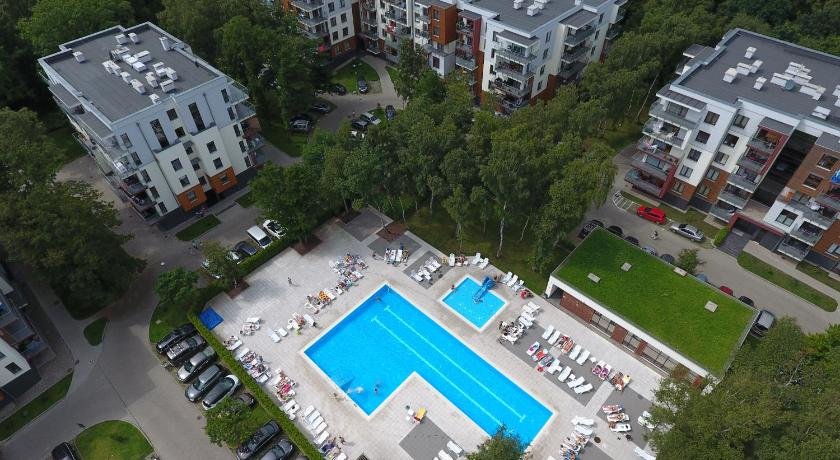 Apartament H204 z widokiem na basen