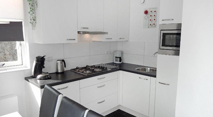 Holiday Home de Witte Raaf 2